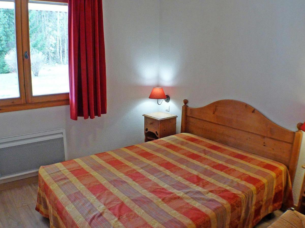 Appartement Confortable Avec Piscines, Terrasse Et Parking A Samoens - Fr-1-629-100 Bagian luar foto