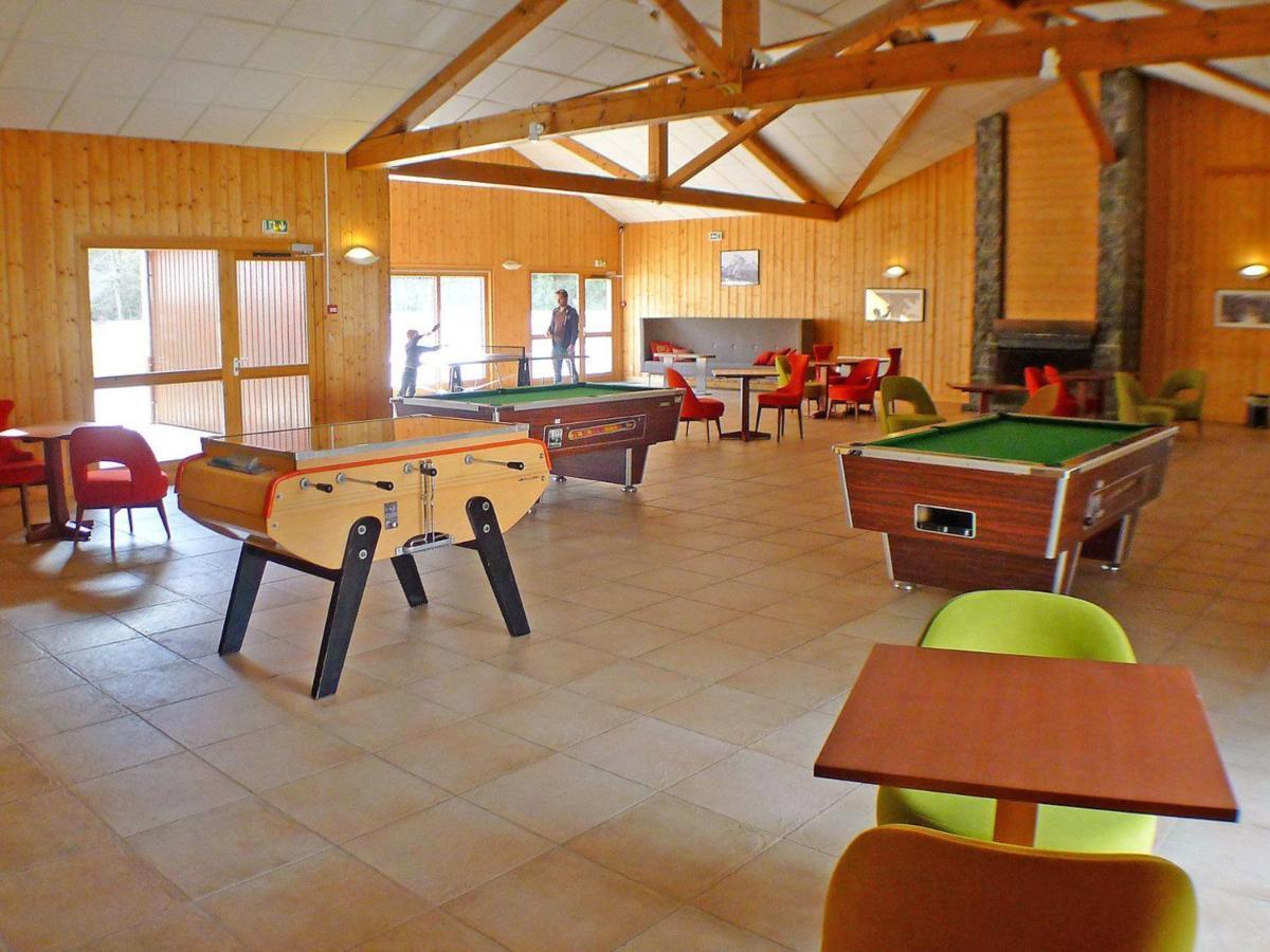 Appartement Confortable Avec Piscines, Terrasse Et Parking A Samoens - Fr-1-629-100 Bagian luar foto